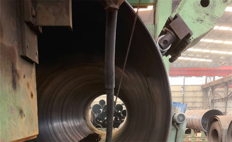 外徑529mm螺旋管，深圳DN1900mm螺旋管，3300mm螺旋焊管，鋼材場(chǎng)幕墻鍍鋅方管