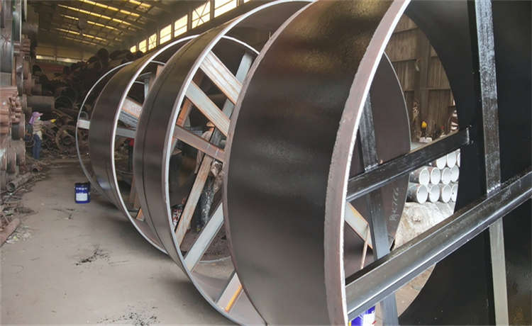 1820mm螺旋鋼管，鋼材場(chǎng)1120mm螺旋焊管，鍍鋅鋼管，旋挖樁鋼護(hù)筒廠家